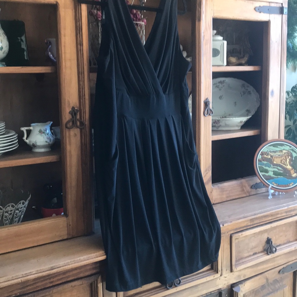 NWOT Bisou Bisou midi cocktail dress